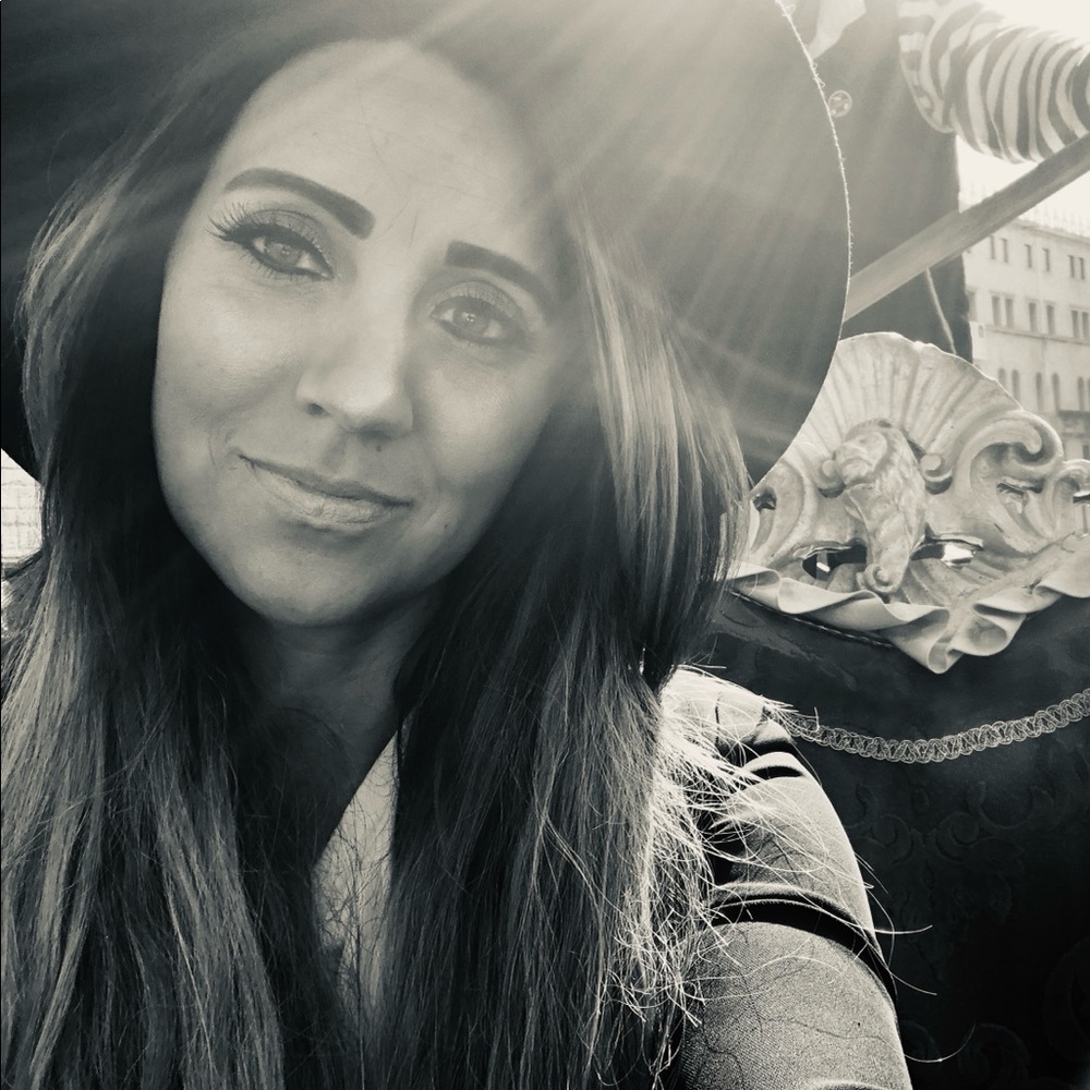 Meet your Posher, Tracy